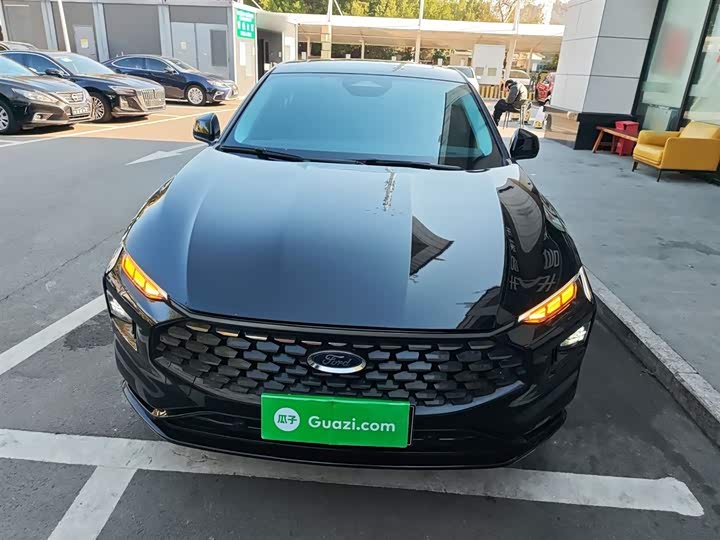 Фото 3 - Ford Mondeo