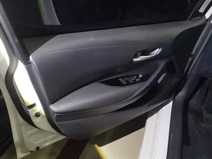 Фото 7 - Toyota Allion