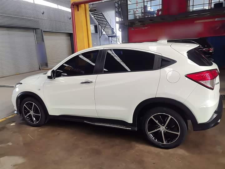 Фото 5 - Honda Vezel