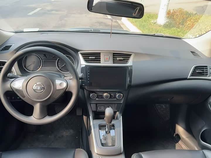 Фото 5 - Nissan Sylphy