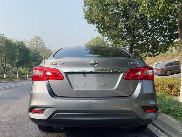 Фото 8 - Nissan Sylphy