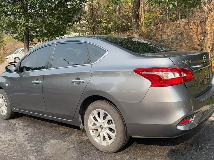 Фото 9 - Nissan Sylphy