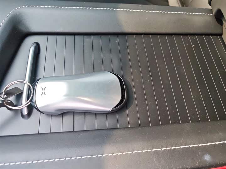 Фото 9 - XPeng G3