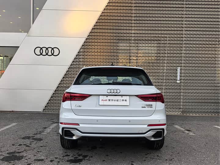 Фото 5 - Audi Q3