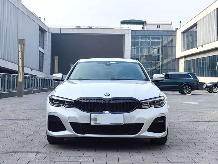Фото 2 - BMW 3 Series