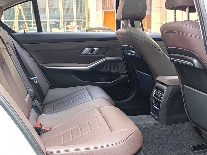 Фото 6 - BMW 3 Series