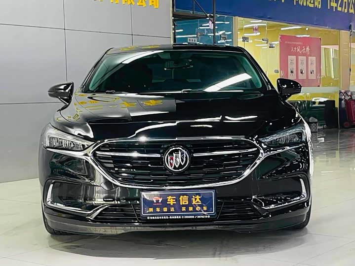 Фото 2 - Buick LaCrosse