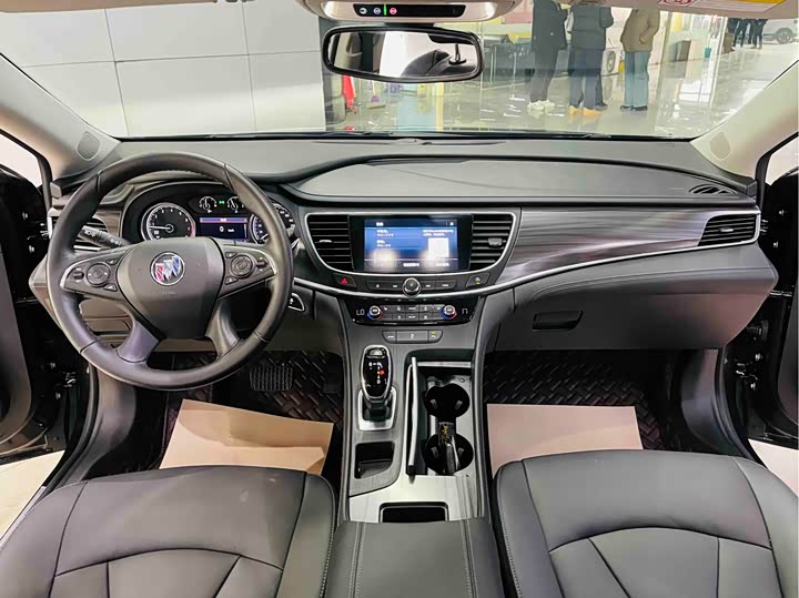 Фото 9 - Buick LaCrosse
