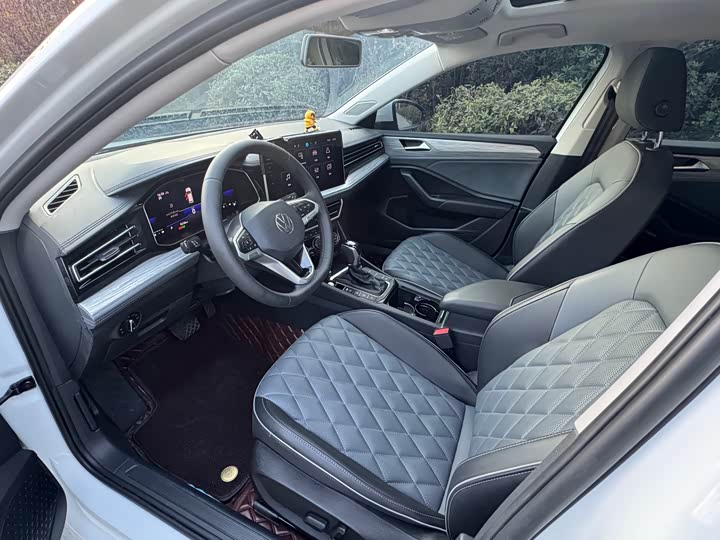 Фото 4 - Volkswagen Sagitar L