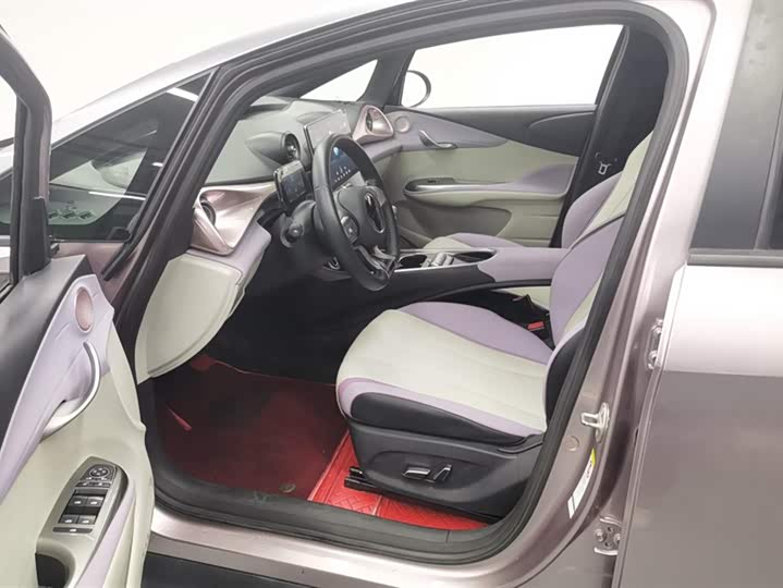 Фото 9 - BYD Dolphin