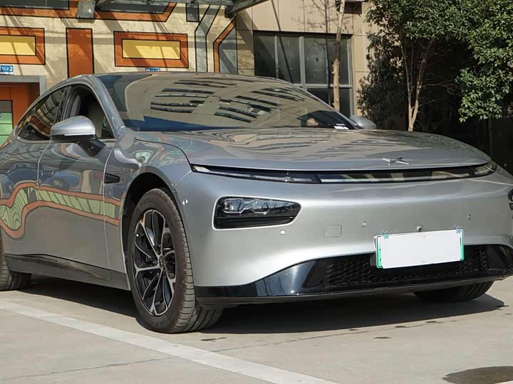 Фото 3 - XPeng P7