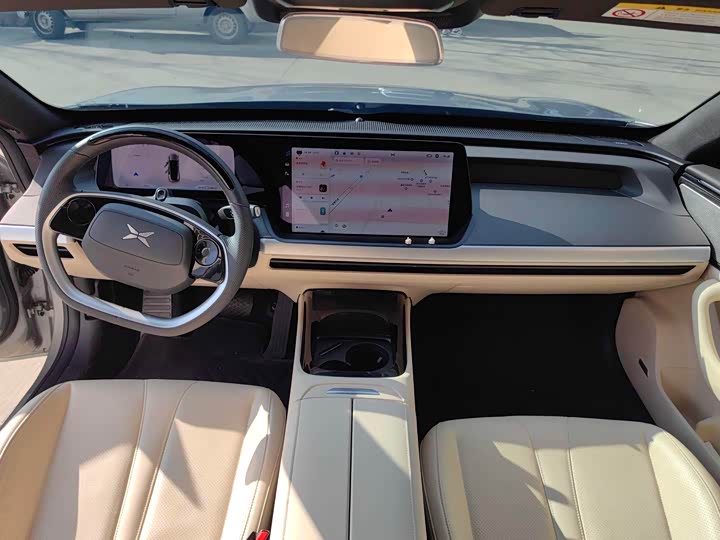 Фото 8 - XPeng P7