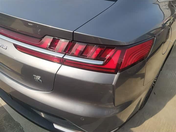 Фото 8 - BYD Han