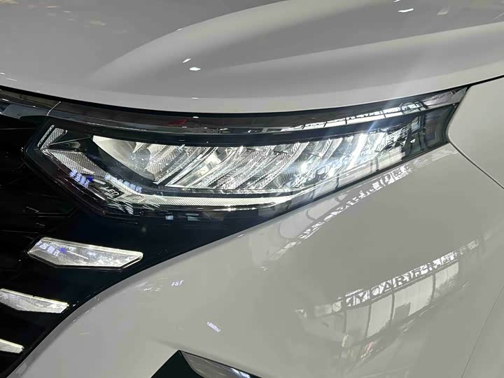 Фото 3 - Hyundai Custo