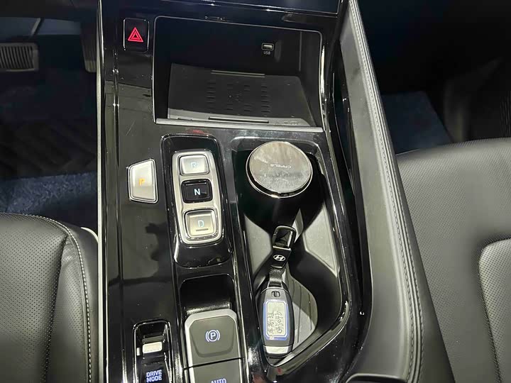 Фото 8 - Hyundai Custo