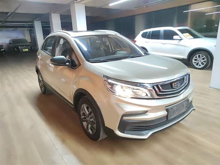 Фото 4 - Geely Vision X3