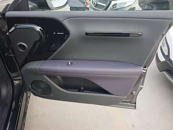 Фото 7 - Avatr 07