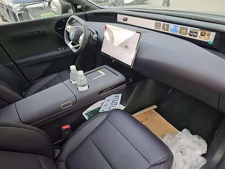 Фото 8 - Avatr 07