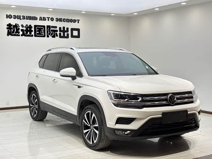 Фото 3 - Volkswagen Tharu