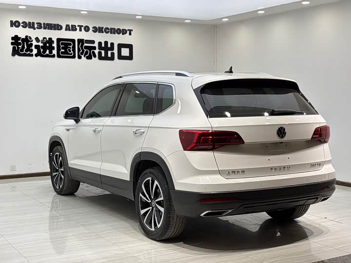 Фото 8 - Volkswagen Tharu