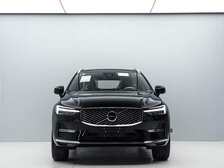 Фото 2 - Volvo XC60