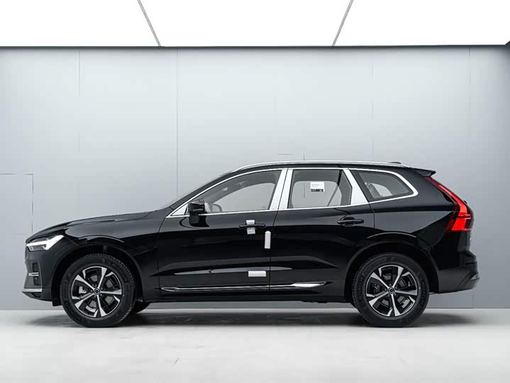 Фото 3 - Volvo XC60