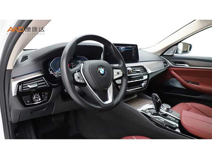 Фото 6 - BMW 5 Series Hybrid