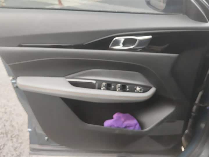 Фото 7 - Changan Oshan Z6 Hybrid