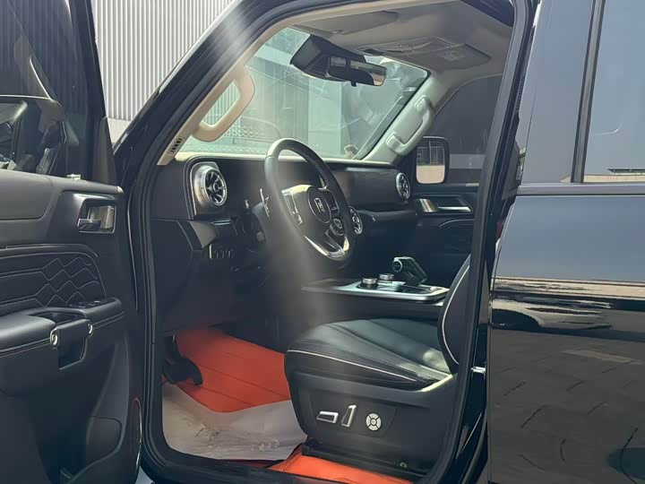 Фото 8 - Tank 300