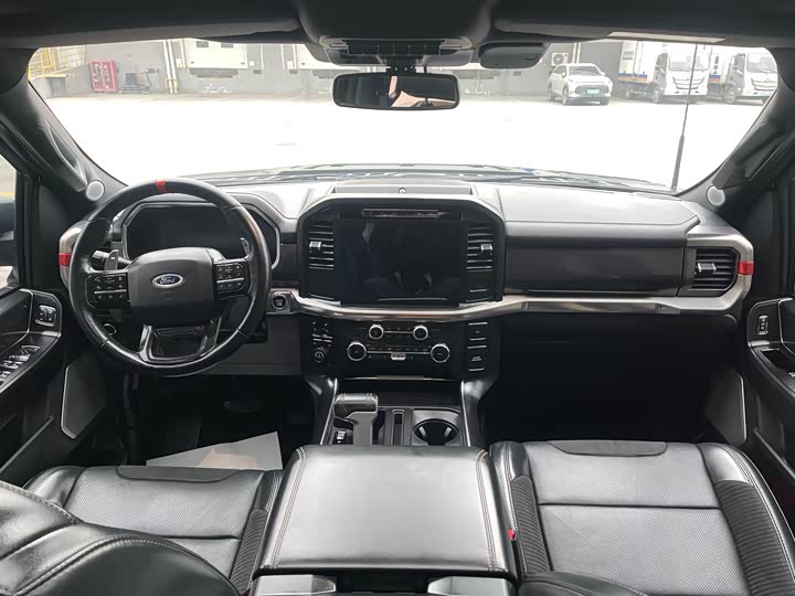 Фото 9 - Ford F-150 Raptor