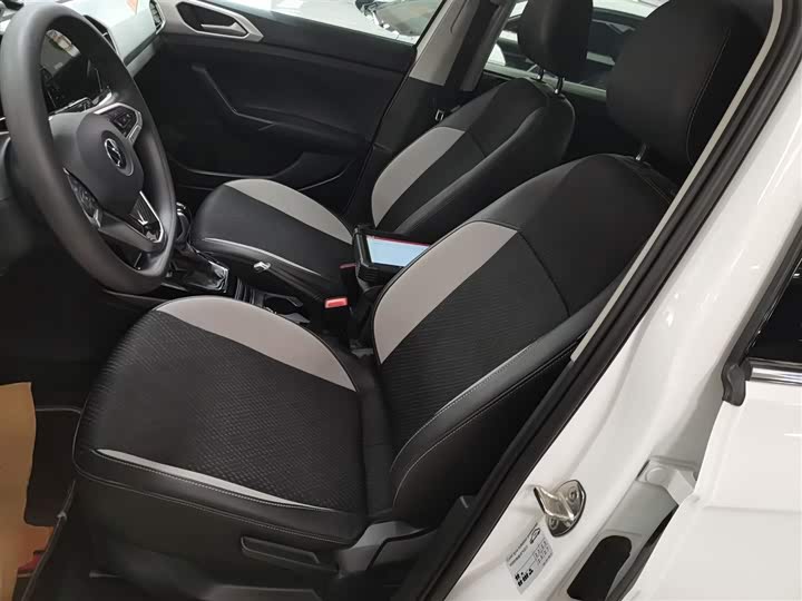 Фото 7 - Volkswagen Tacqua