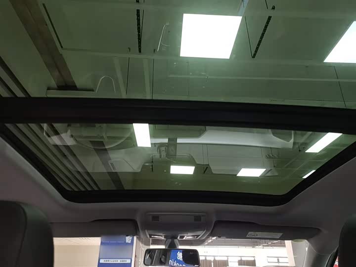 Фото 8 - Volkswagen Tacqua