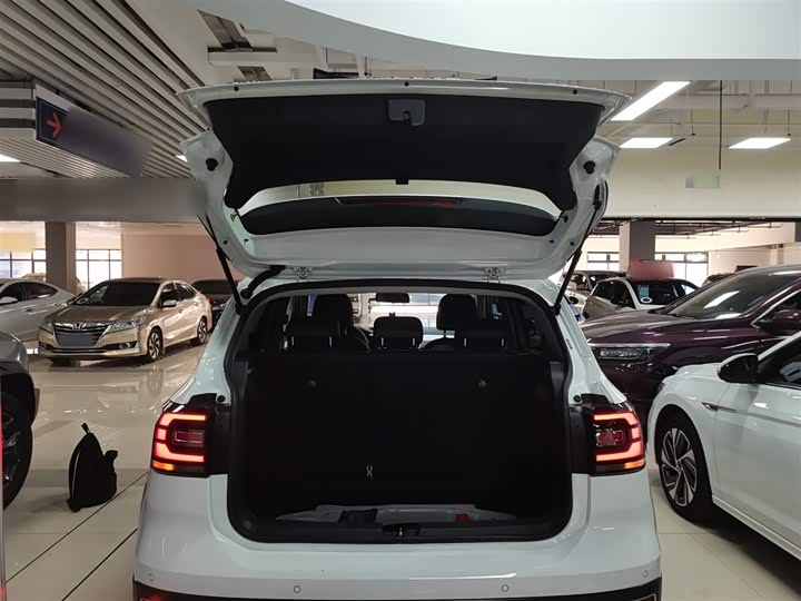 Фото 9 - Volkswagen Tacqua