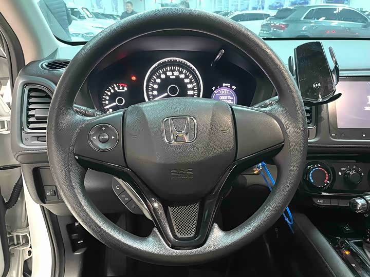 Фото 4 - Honda Vezel