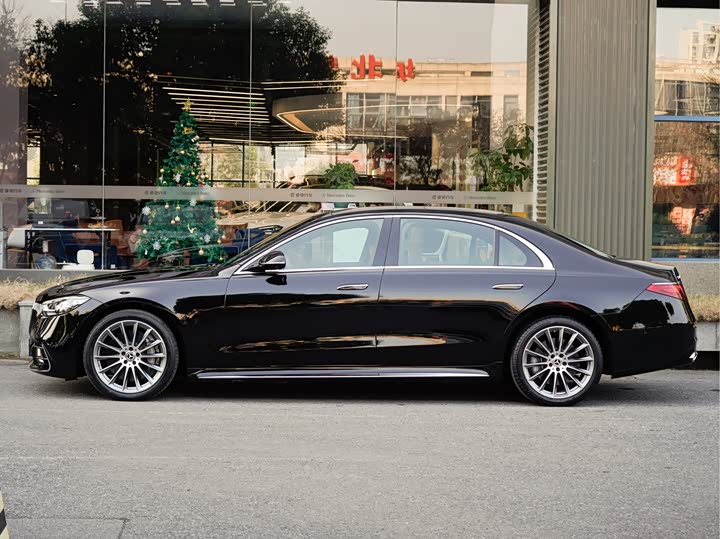 Фото 3 - Mercedes-Benz S-Class