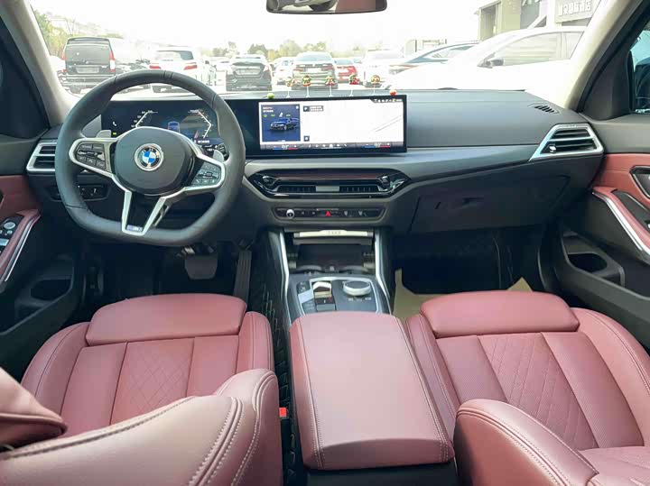 Фото 9 - BMW 3 Series