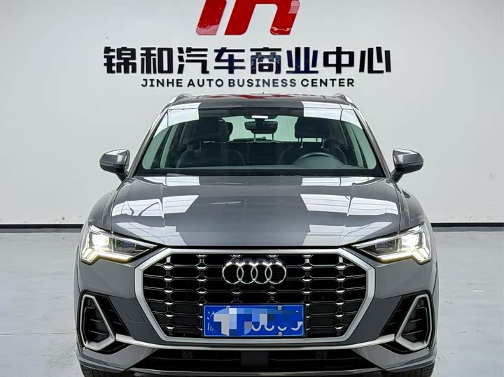 Фото 2 - Audi Q3