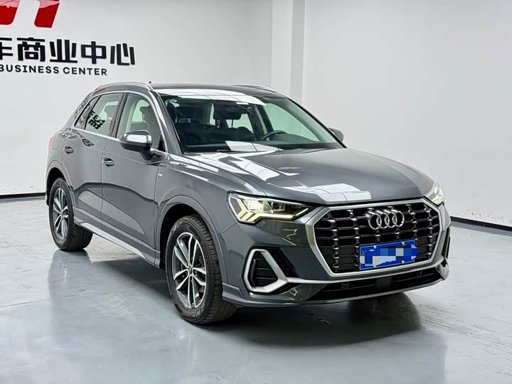 Фото 3 - Audi Q3