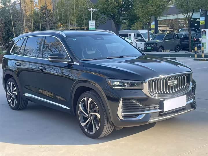 Фото 2 - Geely Monjaro