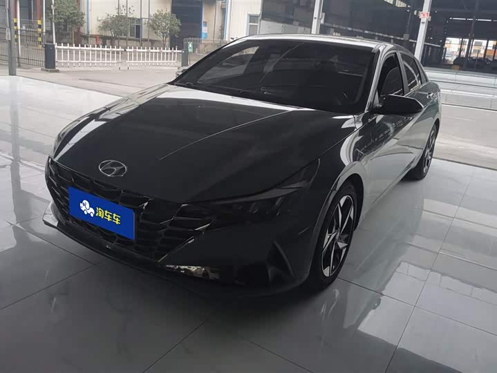 Фото 1 - Hyundai Elantra N line