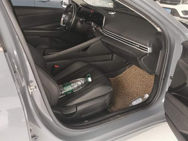 Фото 8 - Hyundai Elantra N line