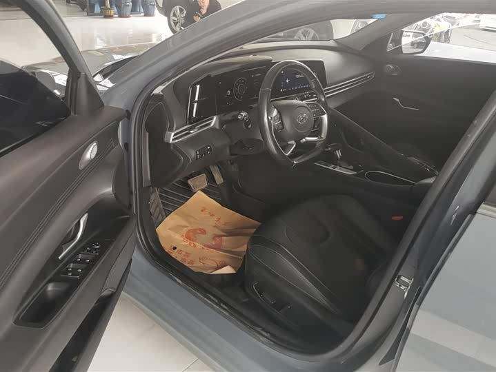 Фото 9 - Hyundai Elantra N line