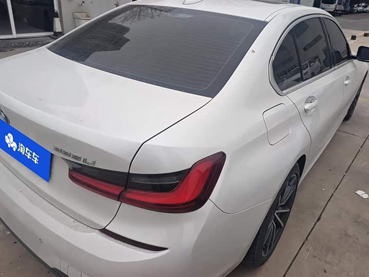 Фото 3 - BMW 3 Series