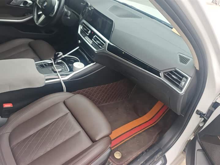 Фото 8 - BMW 3 Series