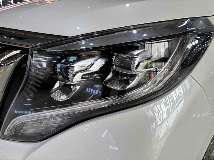 Фото 3 - GAC Trumpchi M8