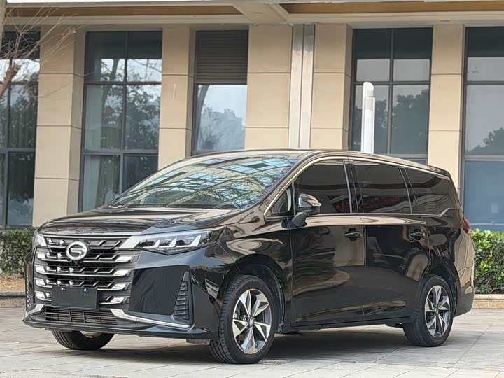 Фото 1 - GAC Trumpchi M6