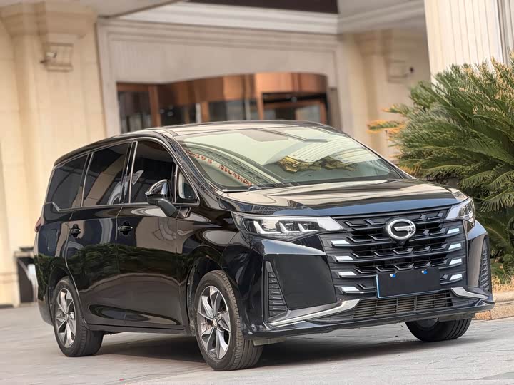 Фото 2 - GAC Trumpchi M6