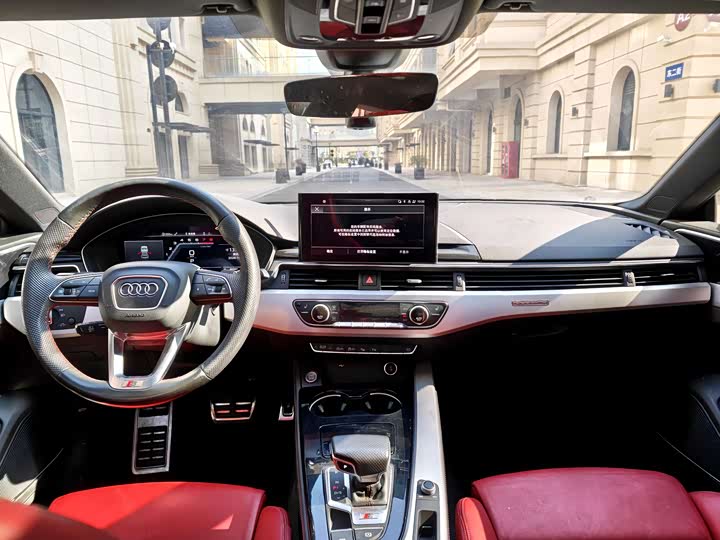 Фото 5 - Audi S5