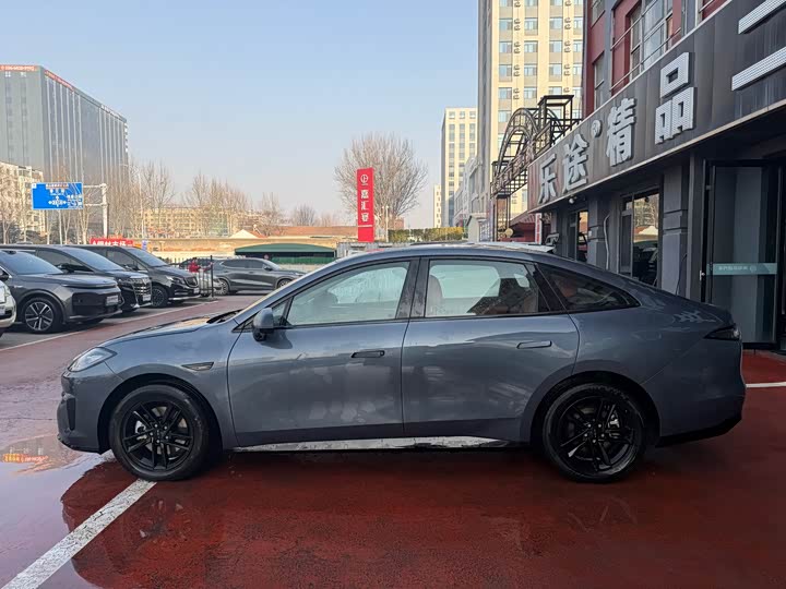 Фото 3 - GAC Aion RT