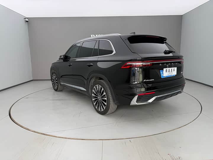 Фото 5 - Geely Monjaro